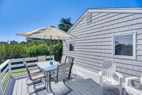 Quaint Coastal Cottage with Patio - Walk to Beach! - main image