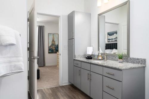 Luxury 1 BR apt in new community - Oak Mt Park in Pelham, USA