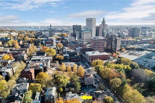 Downtown by RISD Gigabite Internet OnSite Free Parking in Providence, USA