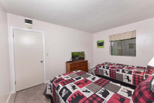 Cozy 2BR Condo Just 7 Min to DwTn Gatlinburg FREE Attraction Tickets