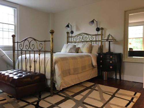 Downtown, Near RISD & Train, Walk Everywhere