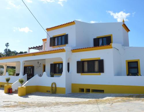 ทัศนียภาพภายนอกโรงแรม, Quinta das Andorinhas in โปโกปาร์ติโด