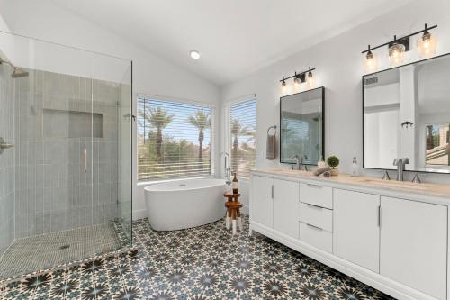 The Agave Cowboy with Community Pool overlooking Looking Ocotillo Lake in Ahwatukee