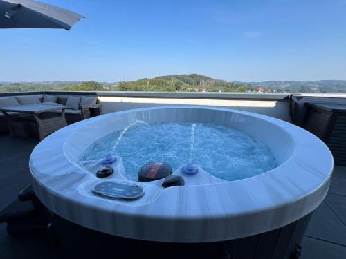 Immo-Vision - Penthouse Privat Wellness in Bergneustadt, Deutschland