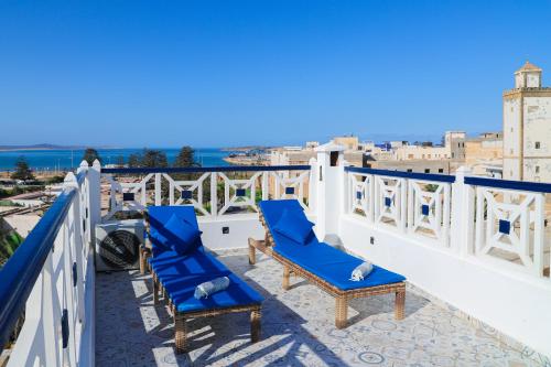 Riad YAHIA ZAMANE - main image