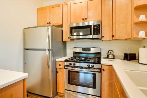 Fishermans Cabin in Soldotna Near Kenai River! in ริดจ์ เวย์