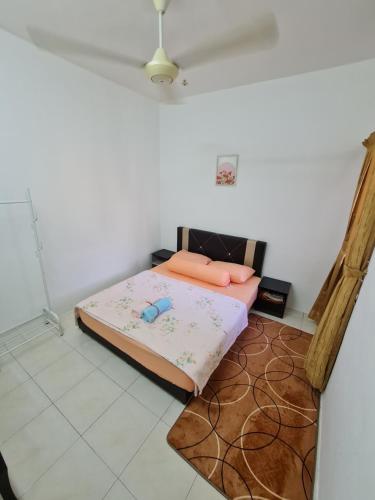 Azam Homestay - Tap to explore photos