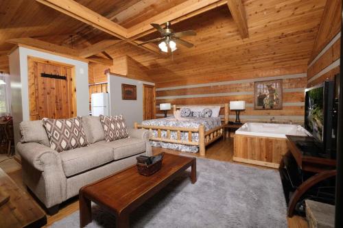 Cupids Lair in Pigeon Forge, USA