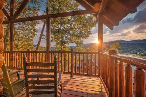 The Majestic Inn Spacious 4BR, Pigeon Forge in Sevierville, USA