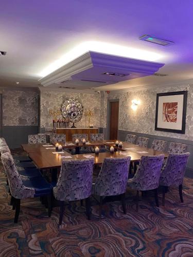 The Fenwick Hotel - image 4