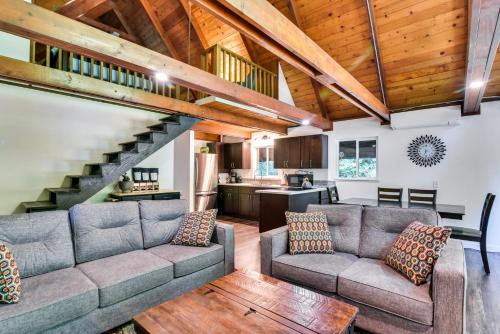 . Rustic Cougar Cabin w/ Wood-Burning Fire Pit!