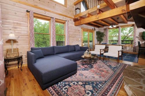 Home Tweet Home in Pigeon Forge, USA
