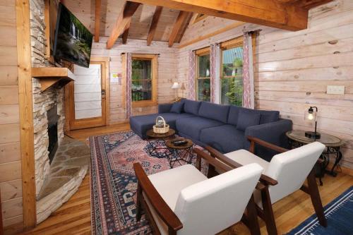 Home Tweet Home in Pigeon Forge, USA