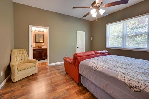 Hopkinsville Home Walk to Downtown! in Hopkinsville, USA