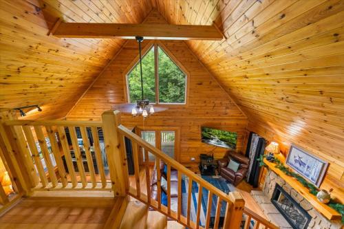 Keatons Cozy Cabin in Pigeon Forge, USA