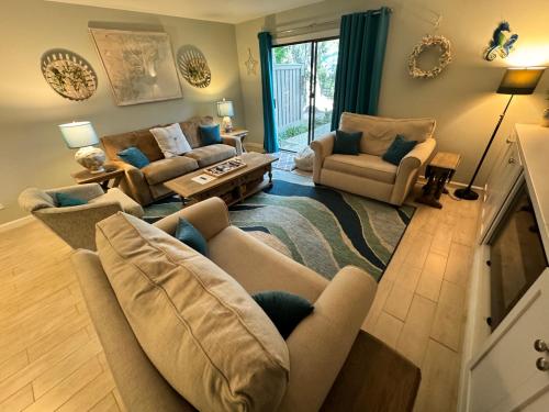 5 Stones Throw near Buttlerfly Mm LLC