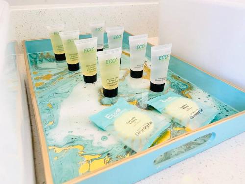 Gorgeous Upscale 4 Level Modern 4BR Home with Parking Gorgeous Upscale 4 Level Modern 4BR Home with Parking