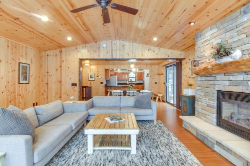 Beautiful Breezy Point Home with Beach and Dock! in Pequot Lakes, USA