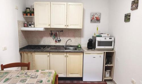 Casa Giò, Assemini (foto 10)