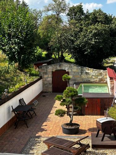 สระว่ายน้ำ, SG Apartmán se soukromým wellness (SG Apartman se soukromym wellness) in โนวา ปากา