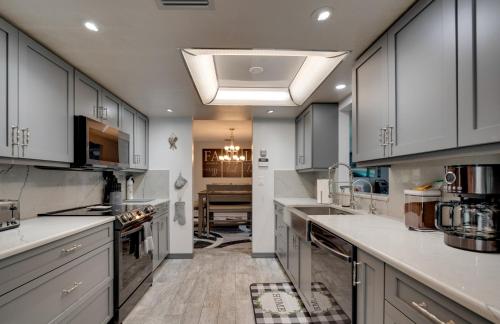 Home Near Werner-Boyce and New Port Richey! in Port Richey (FL)