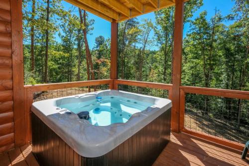 The Sporting Place 2BR Pigeon Forge Haven in Sevierville, USA