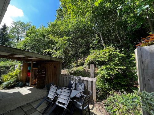 Facilities, Waterfall Lodge in Pontneddfechan