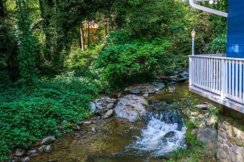 Gervinwold Creekside in Gatlinburg, USA