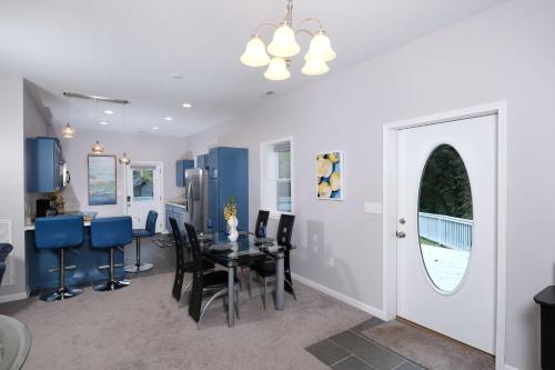 Gervinwold Creekside By Colonial Properties - image 2