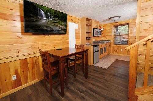 Grand Getaway Lodge Where Big Escapes Begin - image 2