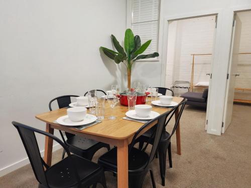 U Suites on Webb - Apartment - Wellington