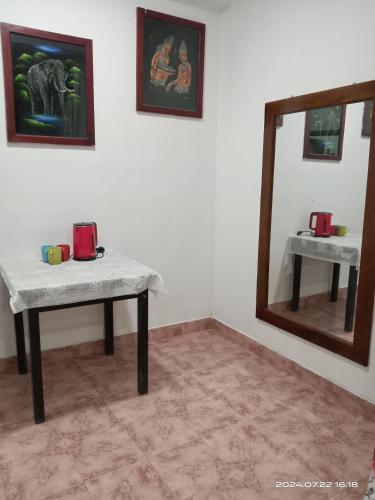 Budget Triple Room image 2