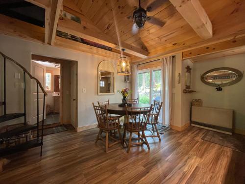 Adirondack Cabin Retreat in Adirondack, USA