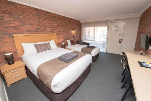 Australian Settlers Motor Inn in Swan Hill