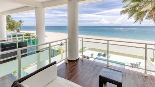 Watermark Luxury Oceanfront Residences in كباريت