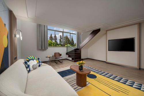 room detail thumbnail 0