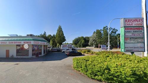 Surrey Home Stay Near King George- Minutes from KPU in Alluvia, Canada