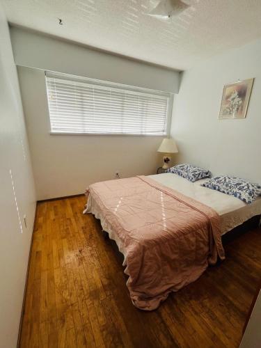 Guildford Bungalow - Near Surrey Mall in Guildford, Canada