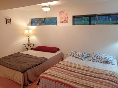 Guildford Bungalow Near Downtown - 5 Min to Coquitlam in Surrey, Canada