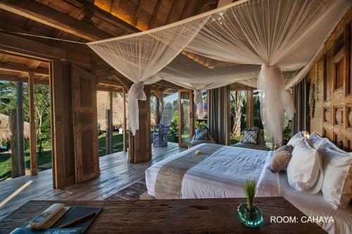 Blue Karma Dijiwa Ubud Room Type - One Bedroom Villa with Garden View & Free Benefit