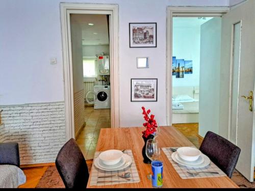 Luxury Apartment Piata Romana Room Type - Two-Bedroom Apartment