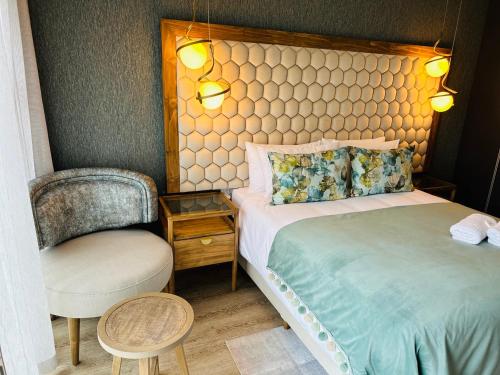 1 queen bed