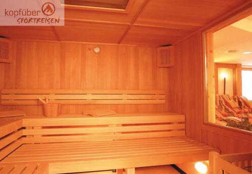 Sauna, Sporthotel Christophorus in Kappl
