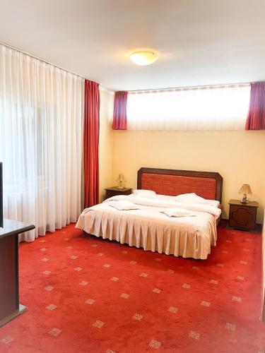 Economy Single Room