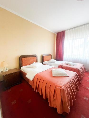 Economy Twin Room
