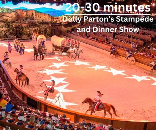 Incredible Views l Family Friendly I Pool - Hot Tub