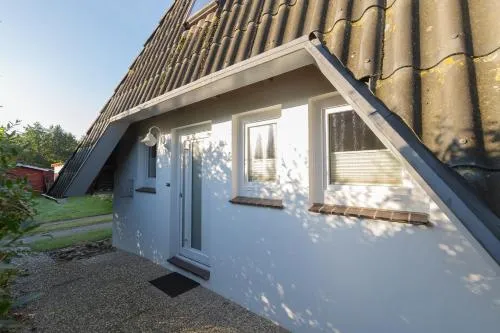 Ferienhaus "Strandidyll" Opi Huck Stroot 01 in Dorum Neufeld, Deutschland