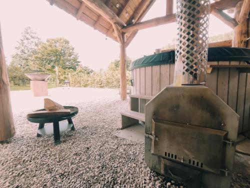 Le Trou 14, Ancienne ferme dans la nature avec bain nordique