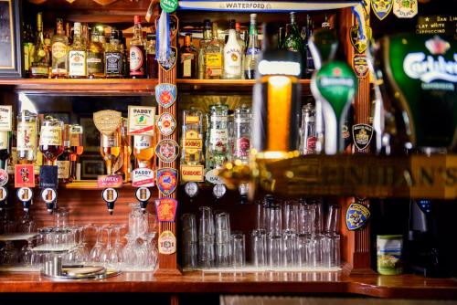 Dan Linehans Bar and B&B - image 12