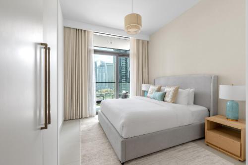Stunning 3 Bedroom Apartment with Fountain Views by ZEN STAYS - Sleeps 9 - 2 Balconies, Dubái (foto 2)